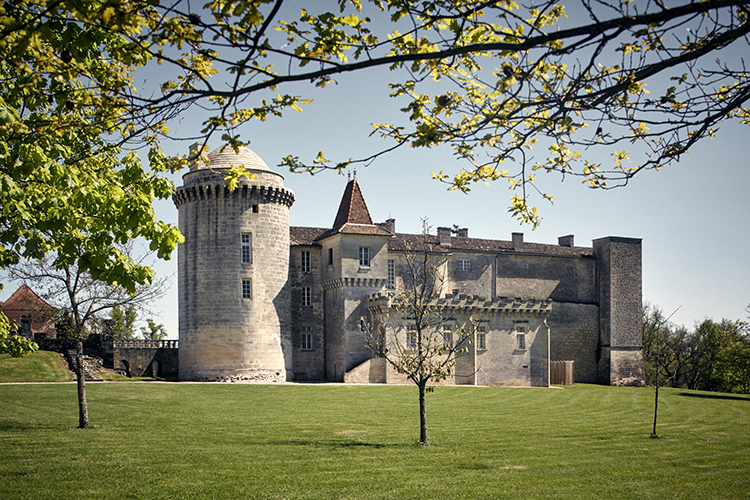 Château Peymouton, Saint-Emilion Grand Cru Classé - Exclusivité Ets. Jean-Pierre Moueix